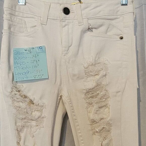 * * ALICE + OLIVIA DISTRESSED WHITE STRETCHY JEANS - Picture 5 of 8